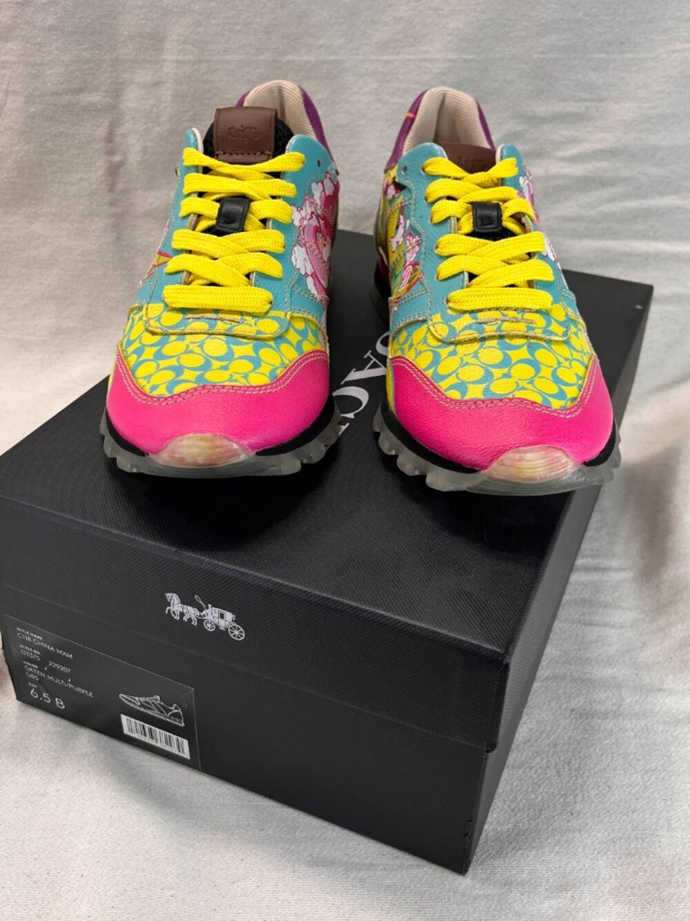 NEW ~ COACH C118 CHINA MXM [Dong Jin] Womens 6.5US Shoes Sneakers Anime Manga